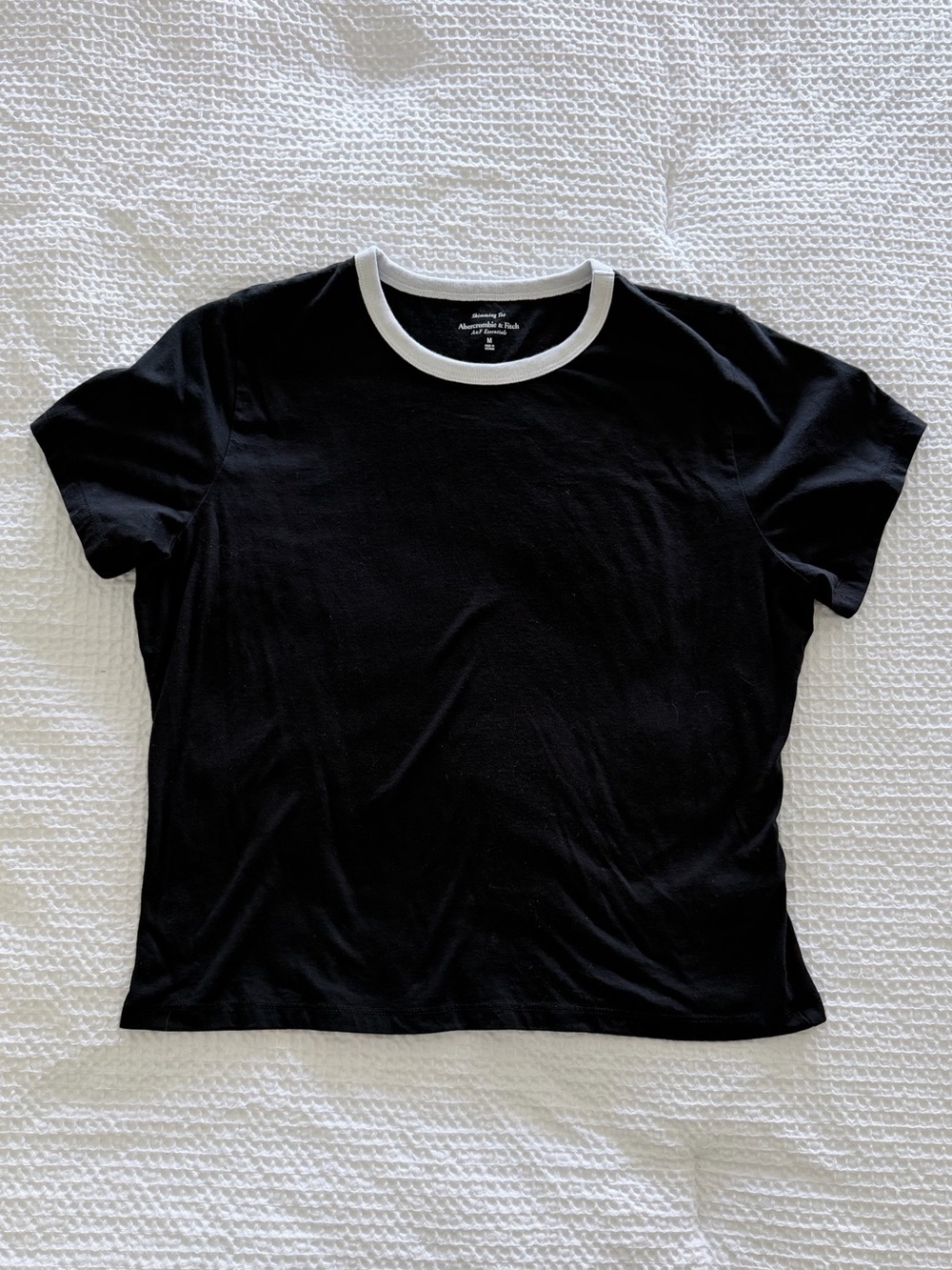 Abercrombie & Fitch Black & White Skimming Tee